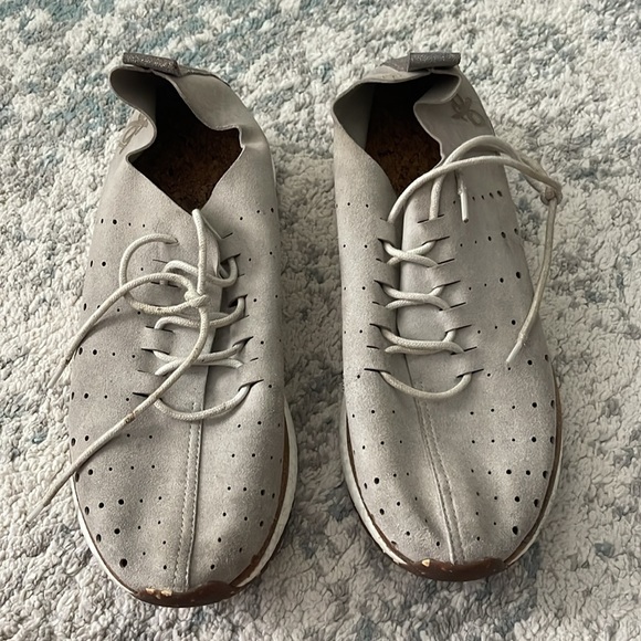 OTBT Alstead Tennis Shoes size 10 - Picture 6 of 11